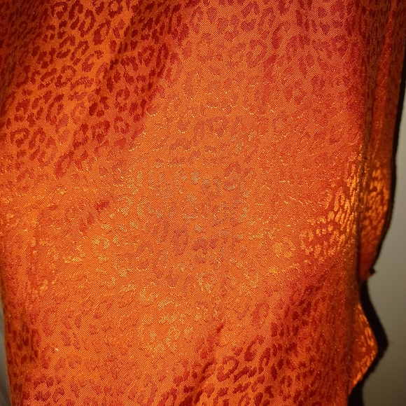 Express Tank Top - Picture 4 of 4